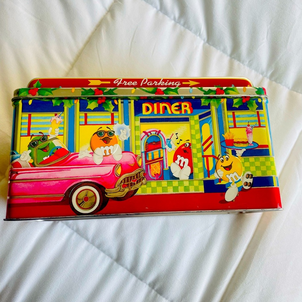 Mint Condition M&Ms 1996 Diner Theme Tin Container